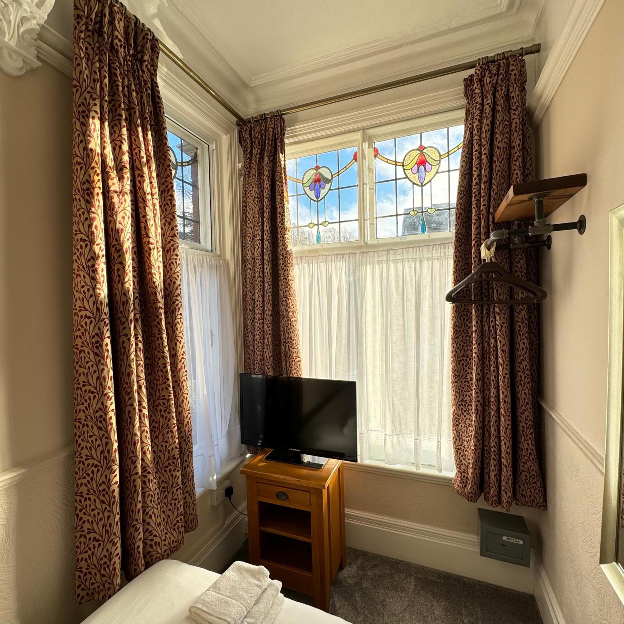Fairlawns 3* Banbury