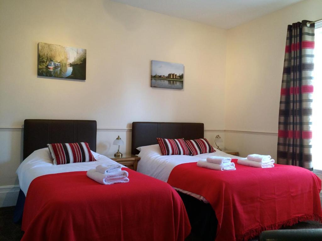 Fairlawns Guest house